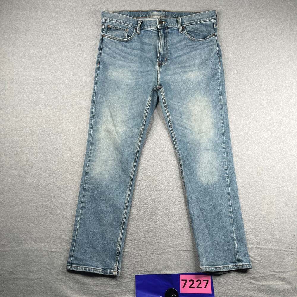 Old Navy Slim Denim Jeans Built In Flex Casual Mens Size 36x30 Light Wash